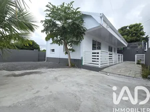 Maison à Saint-Pierre (97410)