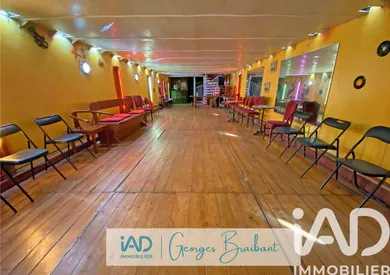 Barge in Pontoise (95300)