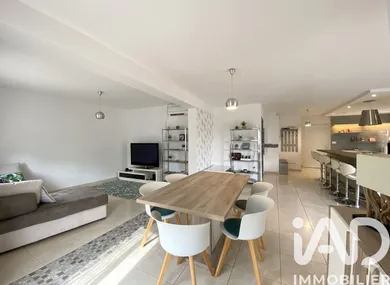 Apartment in Saint-Raphaël (83700)
