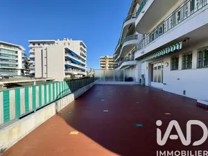 Appartement à Cagnes-sur-Mer (06800)