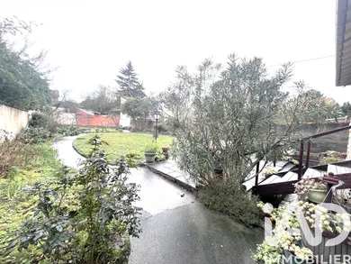 Traditional house in Villeneuve-le-Roi (94290)