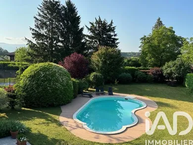 Maison d'architecte à Viry (74580)