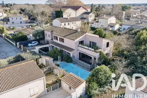 Immeuble à Rodilhan (30230)