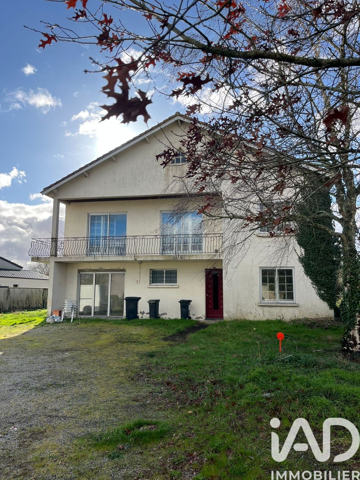 Vente maison à Bournezeau (85480) : maison 9 pièces 184 m²