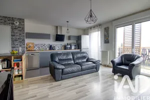 Apartment in Magnanville (78200)