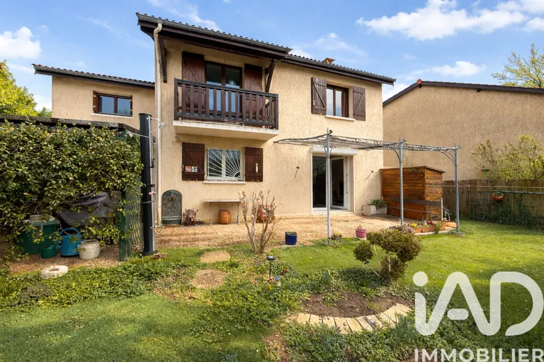 Maison 5 pièces 106 m² · à Corbas · 106,4 m² · 420 000 €
