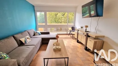 Apartment in Pessac (33600)