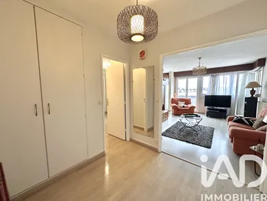 Appartement à Évry (91000)