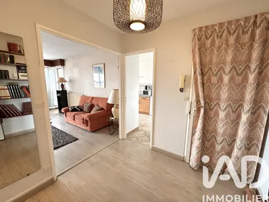 Appartement à Évry (91000)