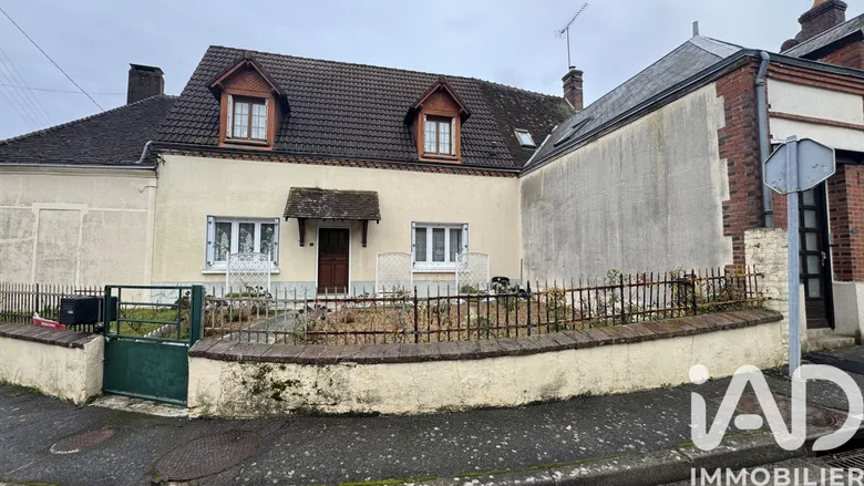 Maison 5 pièces 123 m² · à Chauvigny-du-Perche · 123,4 m² · 86 000 €
