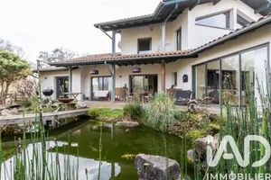 Maison d'architecte à Bassussarry (64200)