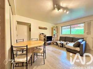 Apartment in Fontenay-sous-Bois (94120)