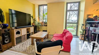 Apartment in Tain-l'Hermitage (26600)