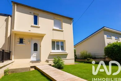 Townhouse in Saint-Quentin (02100)