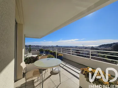 Apartment in Saint-Laurent-du-Var (06700)