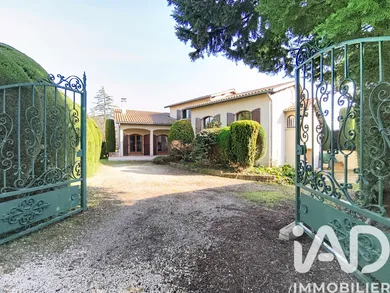 Traditional house in Genas (69740)