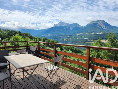 Maison de campagne à La Salle-en-Beaumont (38350)