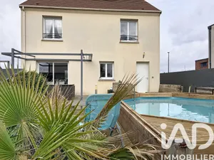 Maison de ville à Saint-Arnoult-en-Yvelines (78730)