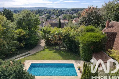 Mansion in Villennes-sur-Seine (78670)