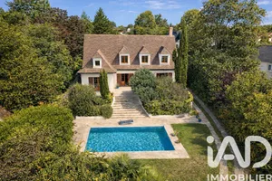 Demeure à Villennes-sur-Seine (78670)