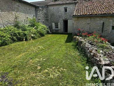 Maison de village à Gageac-et-Rouillac (24240)
