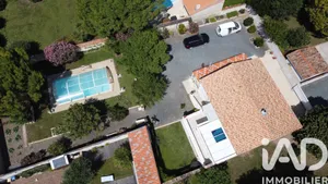 Traditional house in La Rochelle (17000)