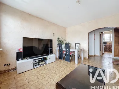 Apartment in Le Plessis-Trévise (94420)