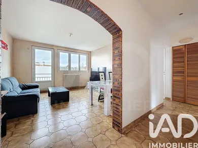 Apartment in Le Plessis-Trévise (94420)