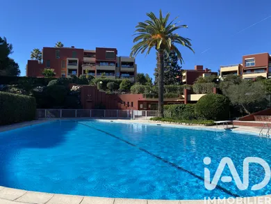 Apartment in Villeneuve-Loubet (06270)