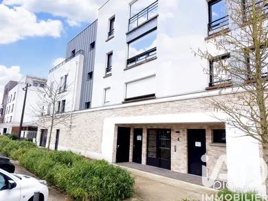 Apartment in Montévrain (77144)