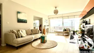 Appartement à Bordeaux (33300)