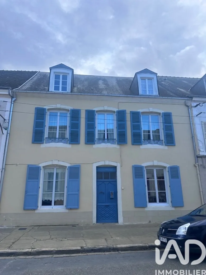 Maison 11 pièces 246 m² · à Bonnétable · 246 m² · 310 000 €