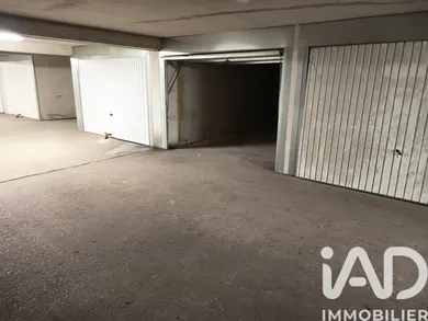 Garage à Montreuil (93100)