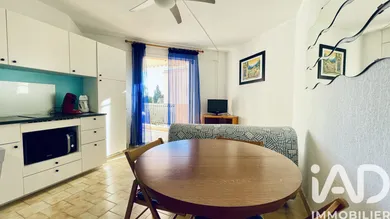 Apartment in La Londe-les-Maures (83250)