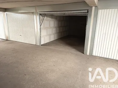 Garage à Montreuil (93100)