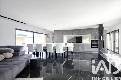 Traditional house in Bassens (33530)