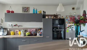 Apartment in Saint-Médard-en-Jalles (33160)