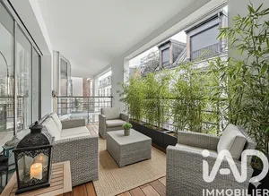 Apartment in Paris (75011)