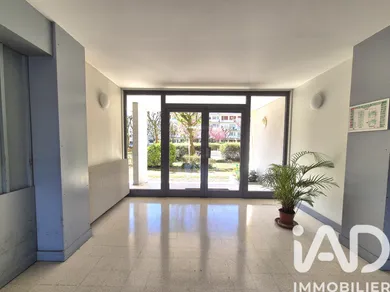 Apartment in Vincennes (94300)
