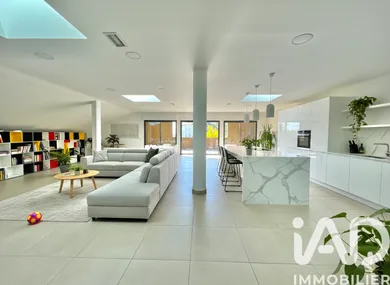 Apartment in Saint-Raphaël (83700)