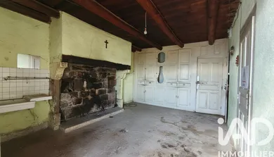 Village house in Saint-Pierre-du-Champ (43810)