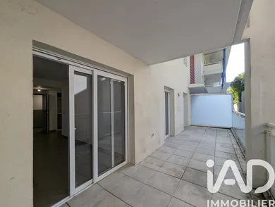Apartment in Vallauris (06220)