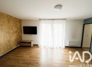 Apartment in Ablon-sur-Seine (94480)