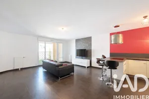 Apartment in Tigery (91250)