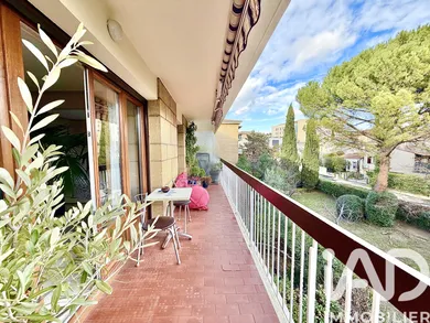 Apartment in Aix-en-Provence (13090)