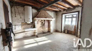Maison de village à Saint-Pierre-du-Champ (43810)
