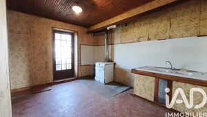 Maison de village à Saint-Pierre-du-Champ (43810)