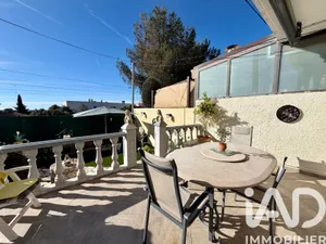 Apartment in Bandol (83150)