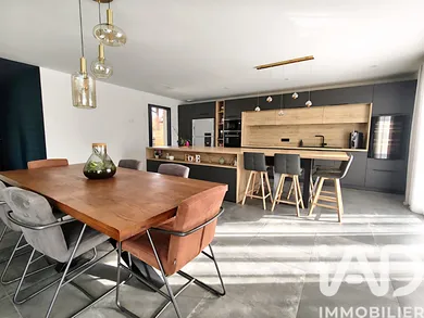 Maison d'architecte à Saint-Lyé (10180)