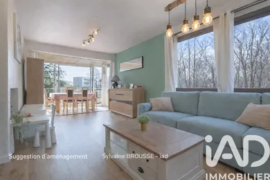 Apartment in Fontenay-le-Fleury (78330)